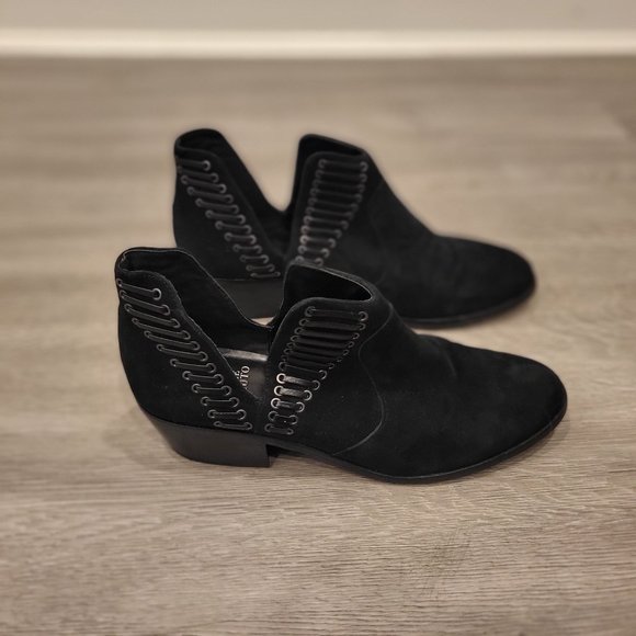 Vince Camuto LEATHER Pevista Ankle Boots Size 9.5 - Picture 3 of 8